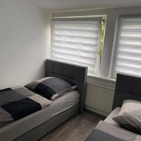 Monteurwohnung 4 Schlafzimmer *